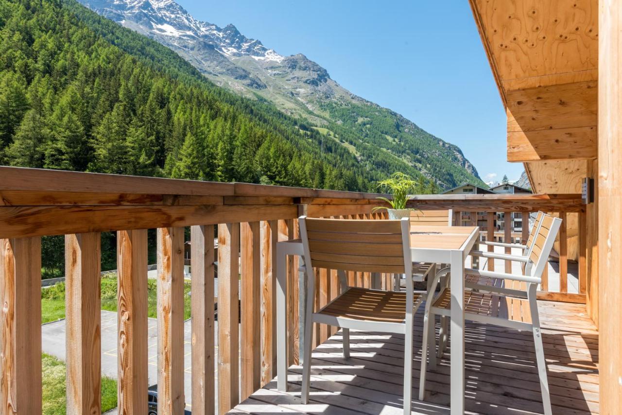Montela Hotel & Resort - Suiten Saas-Grund Dış mekan fotoğraf
